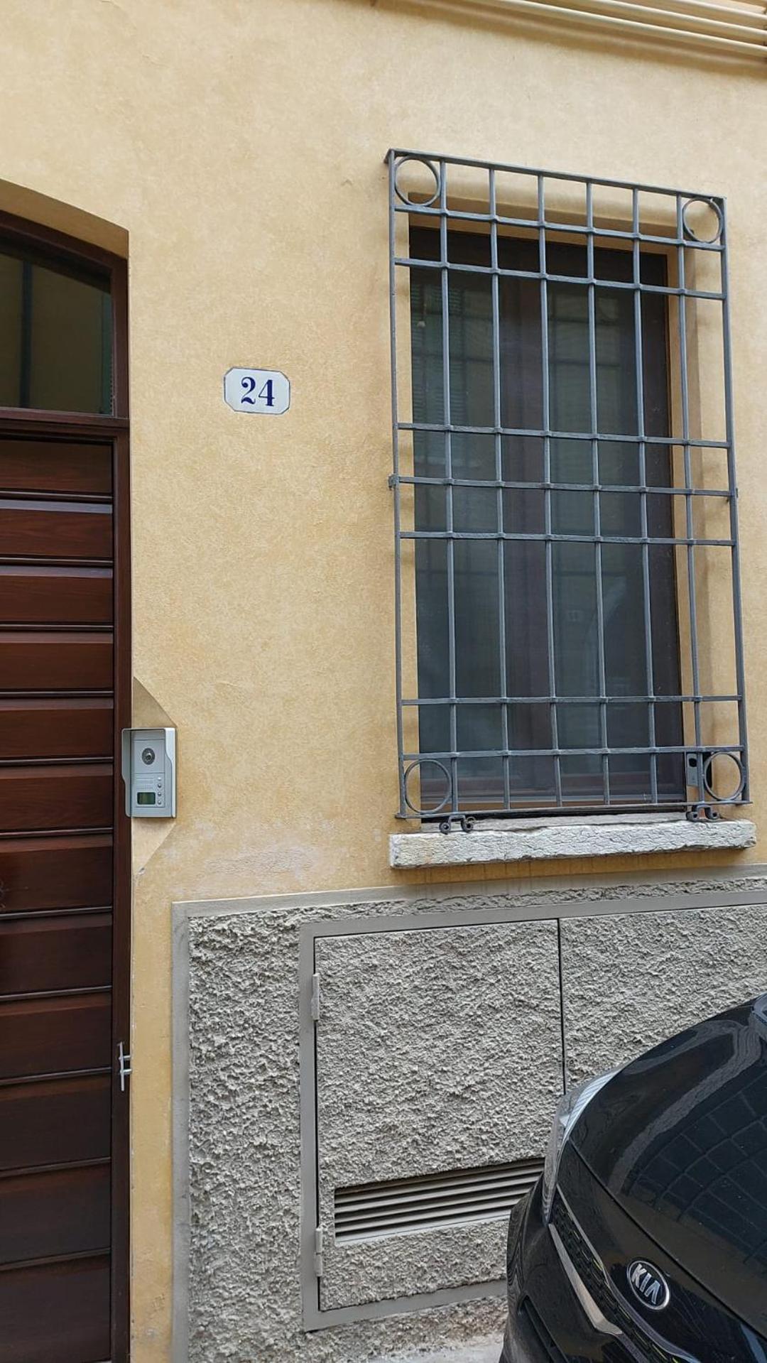 شقة مانتوفا  في Residenza Corrado المظهر الخارجي الصورة