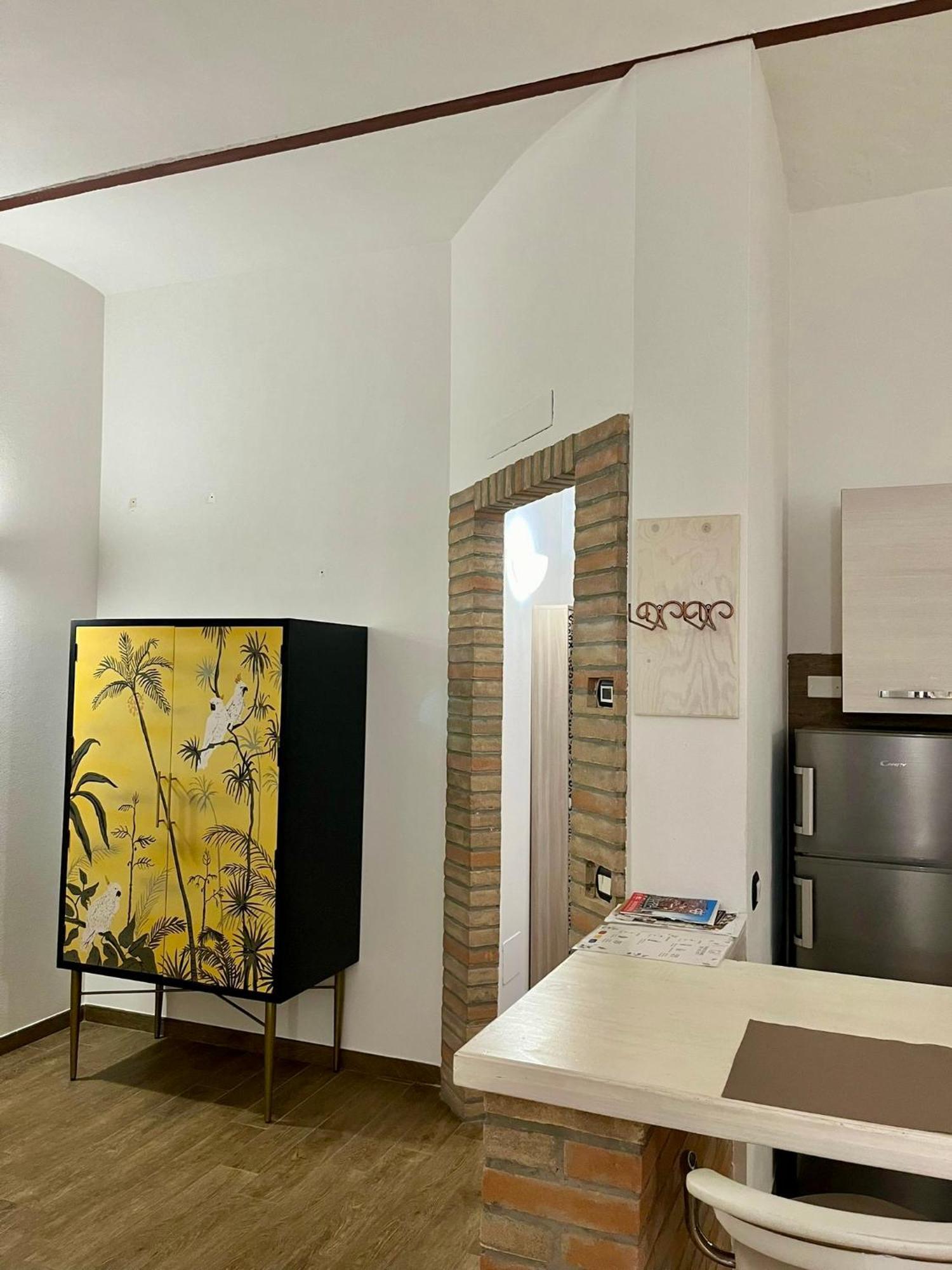 شقة Residenza Corrado By Almanova Residenze مانتوفا المظهر الخارجي الصورة